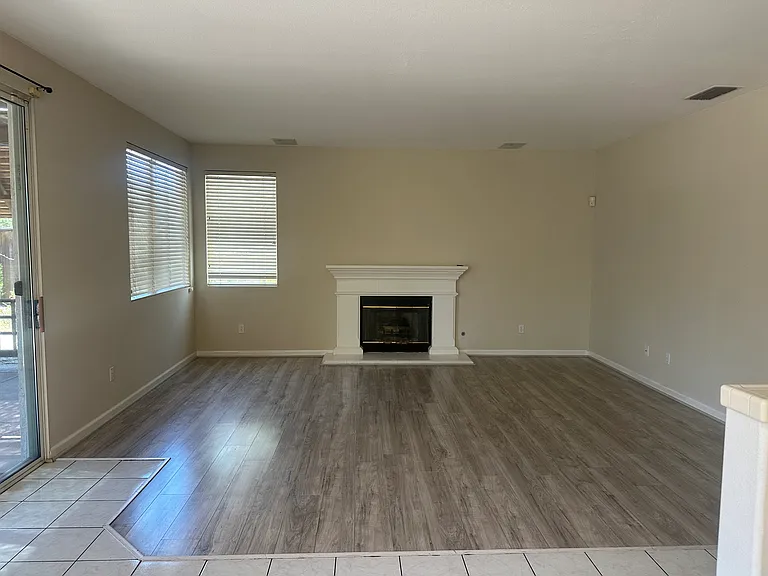 2104 Lynwood Way — Photo 14