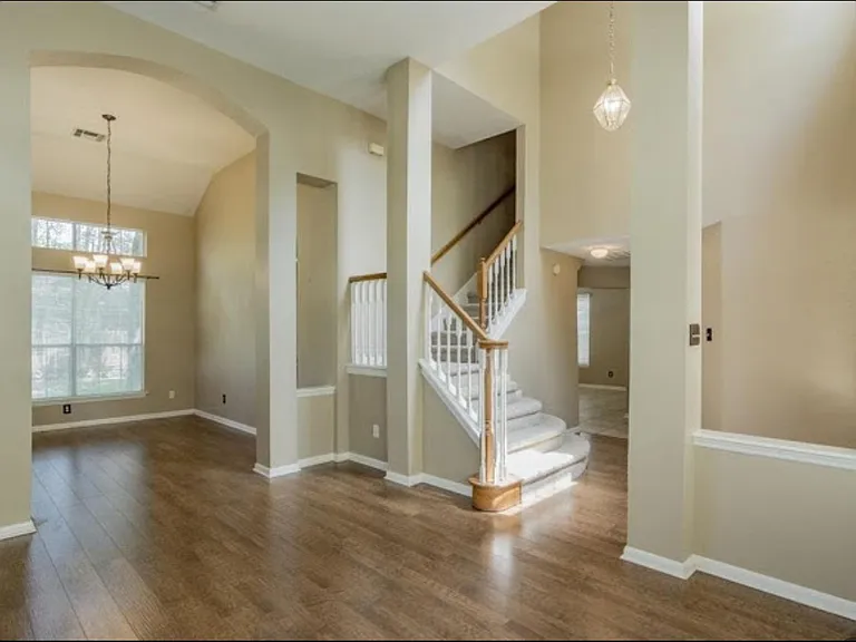 111 S Winterport Cir — Photo 21