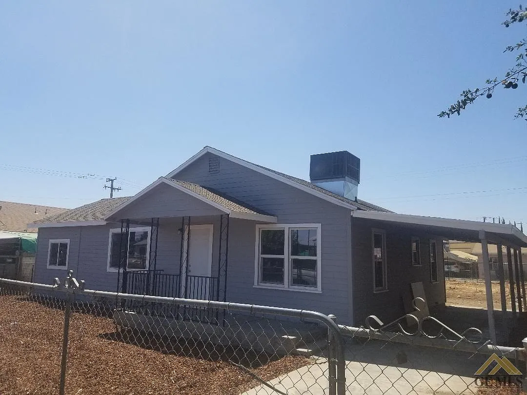 837 S Olive Rd, Earlimart, CA 93219 | Zillow