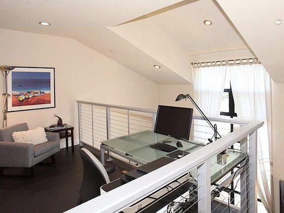 3rd image of 1765 E Bayshore Rd #27