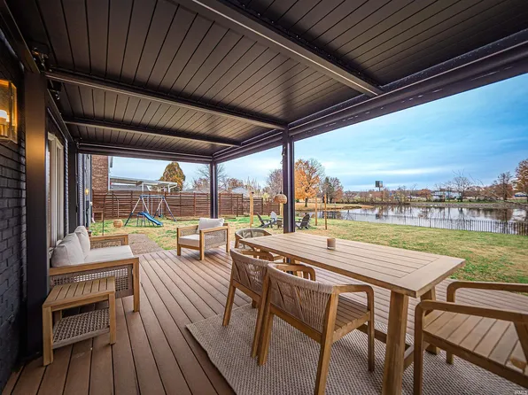 1014 Kingswood Dr, Evansville, IN 47715