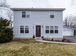 7221 Evans Pl, Darien, IL 60561