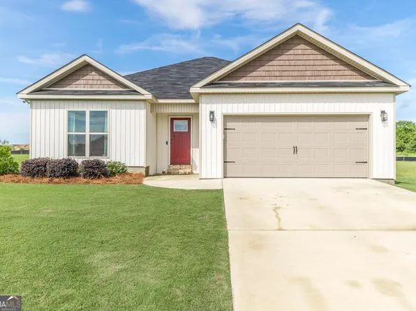 77 Cole Dr, Hawkinsville, GA 31036