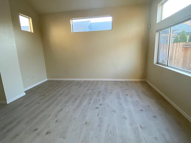 6302 Laguna Mirage Ln — Photo 3