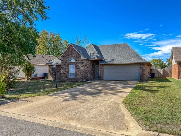 7808 S 25th St, Fort Smith, AR 72908