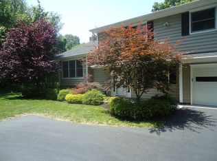 5 Clayton Rd, Morganville, NJ 07751