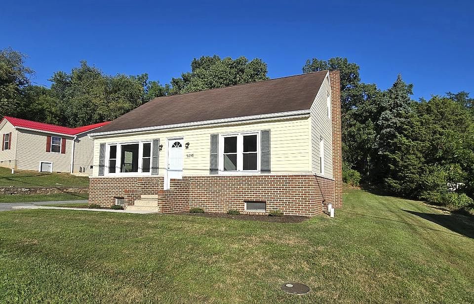 1st image of 9258 Tomstown Rd
