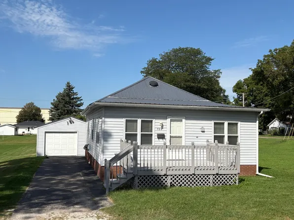 708 Godfrey St, Streator, IL 61364