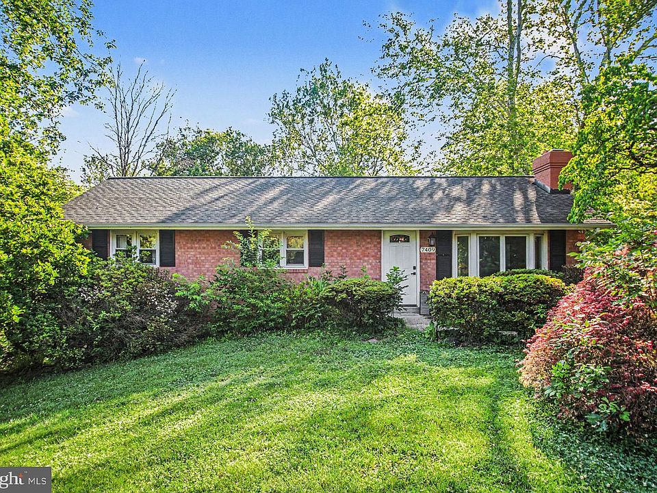 1st image of 7409 Lake Dr