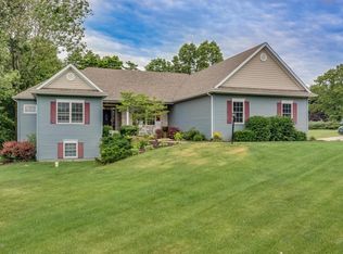 66120 Blackberry Rd, Edwardsburg, MI 49112