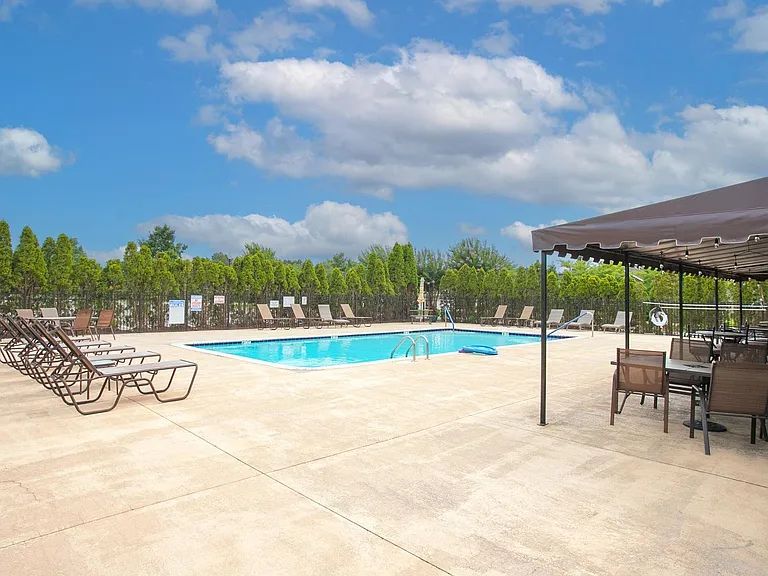 395 Devon Chase Hl #6402 — Photo 51