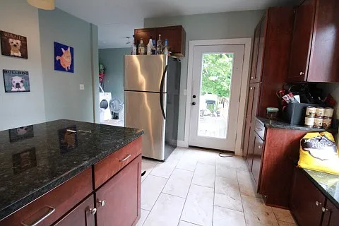 152 Washburn Avenue — Photo 9
