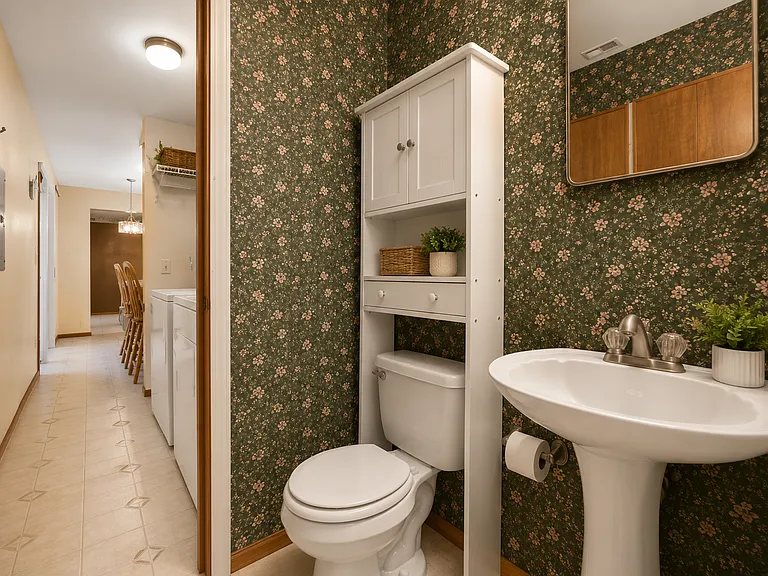 5920 Malden Ave — Photo 7