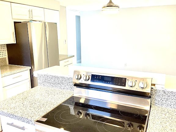 3rd image of 107 Camelot Drive