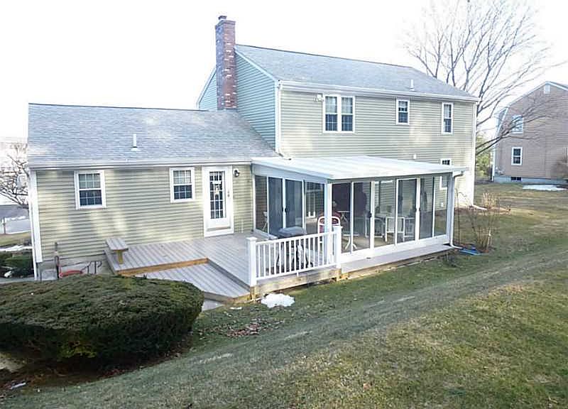 12 Hayfield Ln, Cumberland, RI 02864 Zillow
