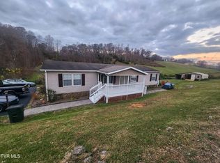 412 Egypt Rd, Bluff City, TN 37618