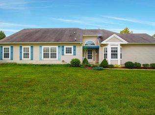 32 Ambassador Dr, Manchester, NJ 08759