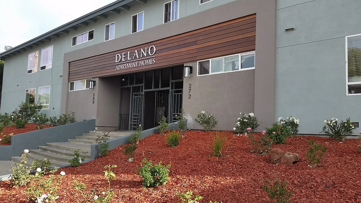 Delano Apartments — Photo 1