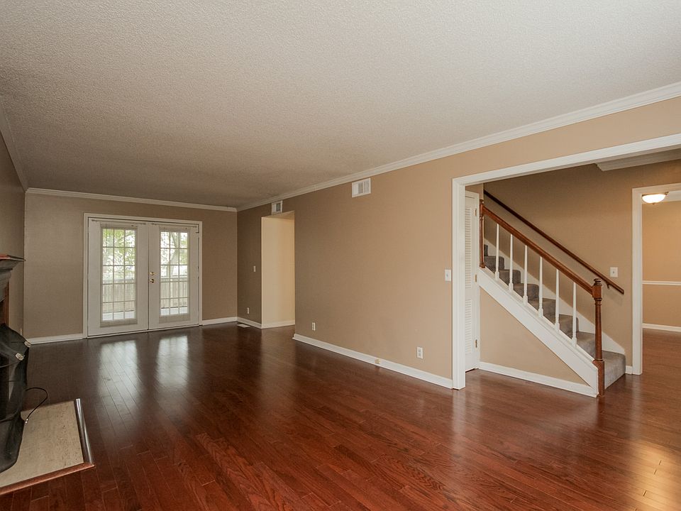 1st image of 373 N Birchwood Dr