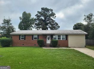 116 Lake Dr, Warner Robins, GA 31088