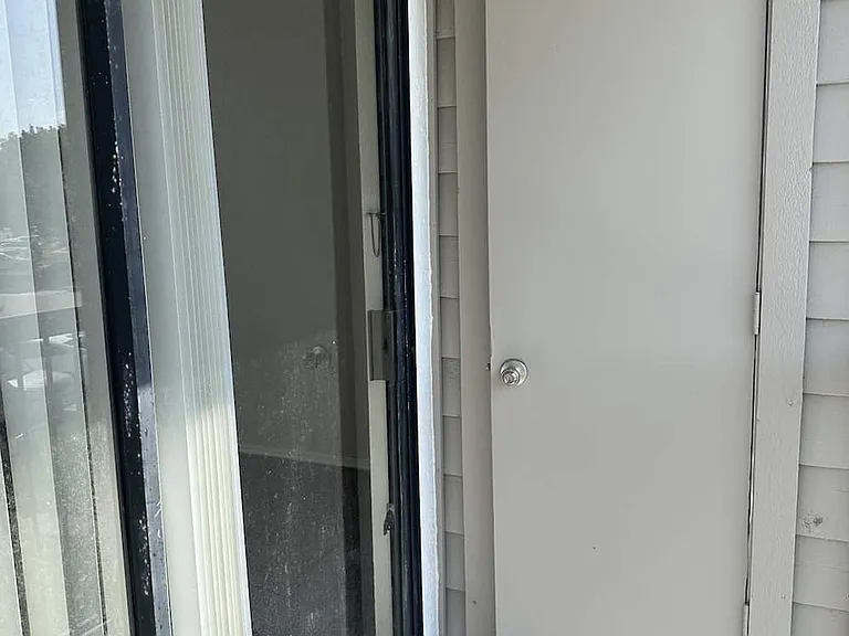 Fairway Square Apartments — Photo 43