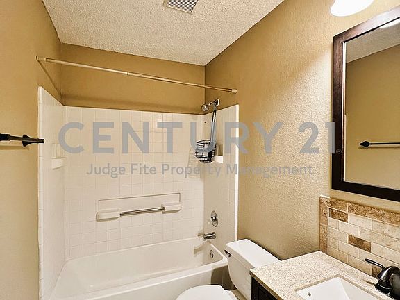 4th image of 6416 Nellie Dr