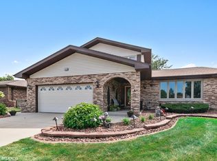 6029 La Paz Dr, Oak Forest, IL