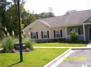 62 Travertine Cir, Savannah, GA 31419