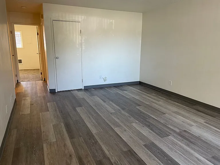 S815 - Star Apartments — Photo 24