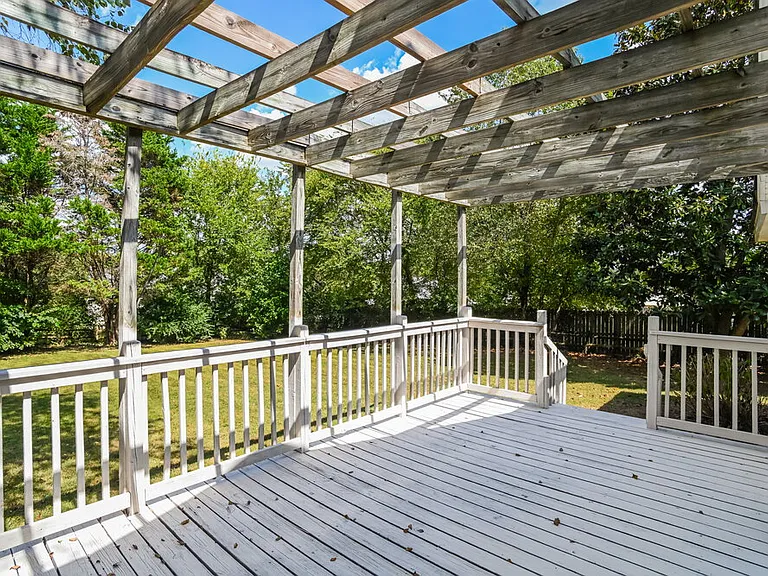 910 Milkfarm Ct — Photo 15