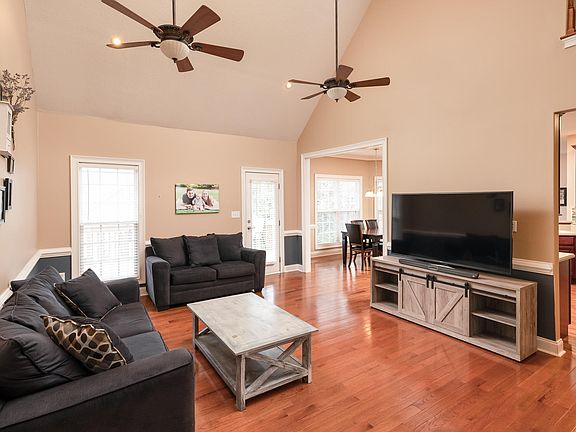 5th image of 2703 Magnolia Ct NW Unit 27
