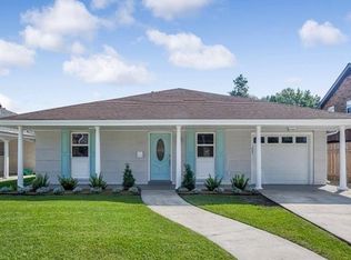 2725 Metairie Ct, Metairie, LA 70002