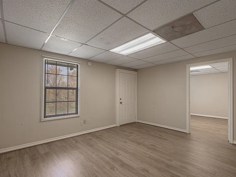 626 University Ave #G — Photo 2