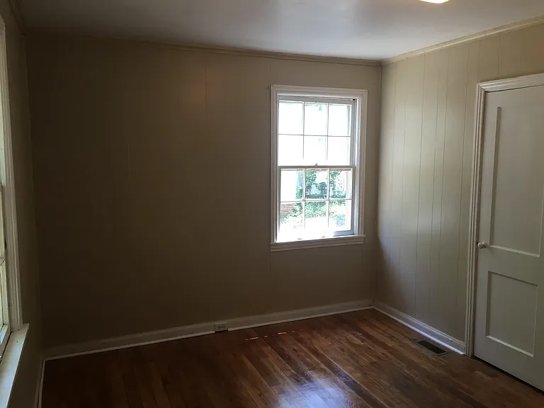 27 Stuart Dr — Photo 15