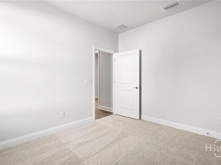 469 Monterey Loop — Photo 32