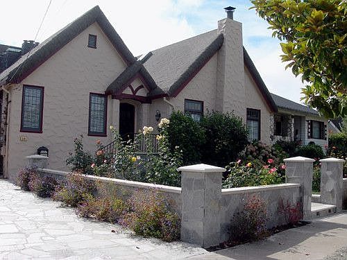 1st image of 141 Crescent Ave
