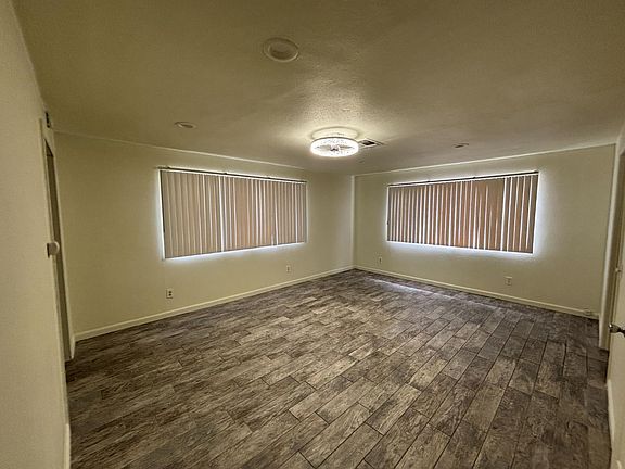 5th image of 7421 N Maple Ave