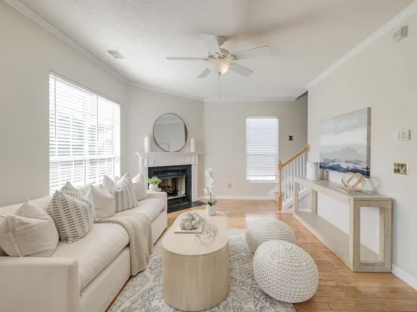 113 Britton Ln, North Charleston, SC 29418