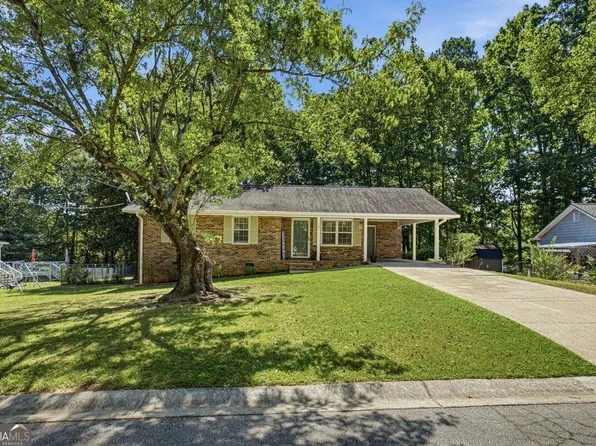 241 Doster Dr, Winder, GA 30680