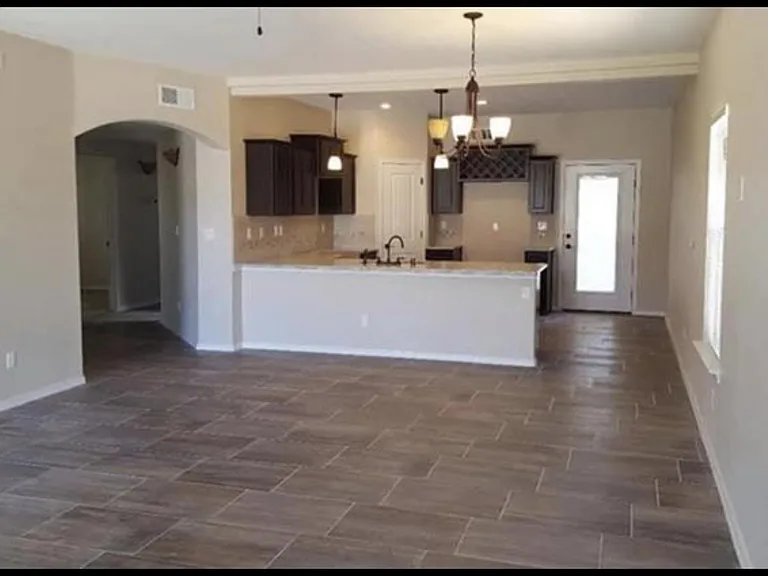 340 Aidan Gordon Cir — Photo 2