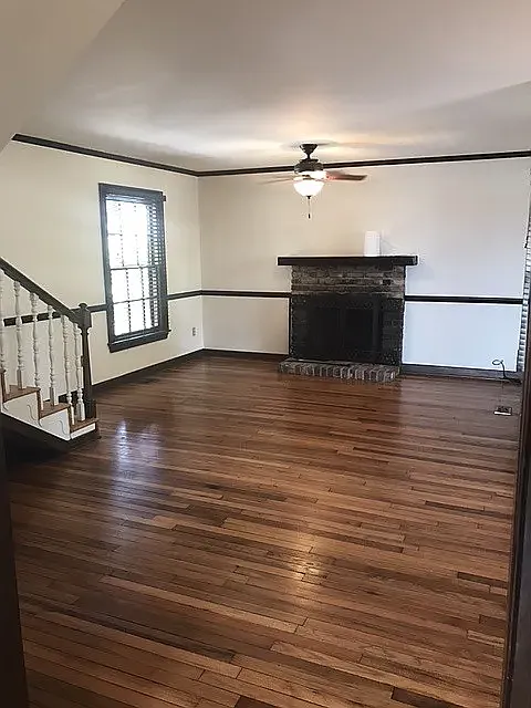 2 bed, 1.5 bath, 1380 sqft, $2,800 — Photo 2