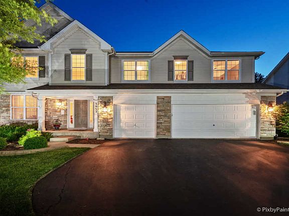 2nd image of 3053 Fairhaven Ln