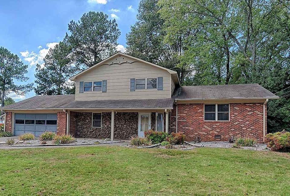1st image of 1117 Oster Dr NW