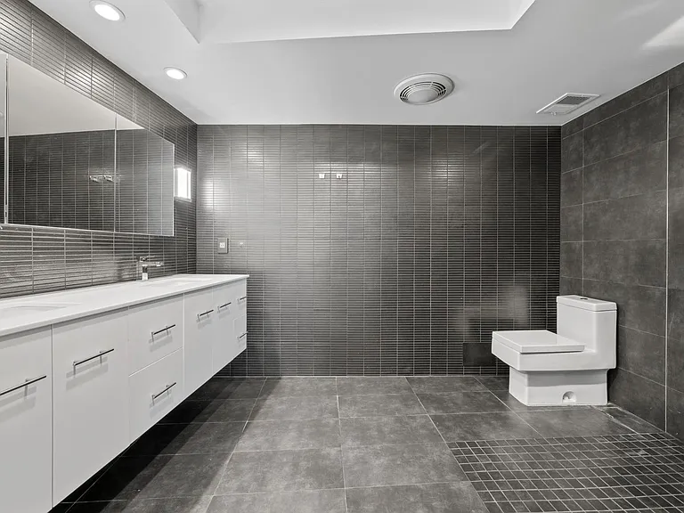 7250 Franklin Ave #1204 — Photo 26