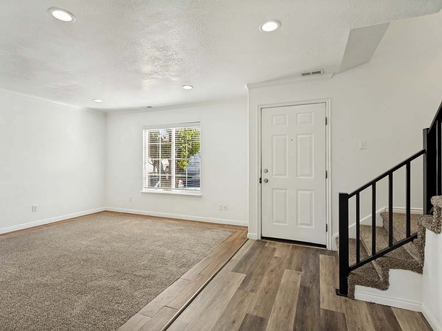 459 N 1160 E St - HC - 1 — Photo 3