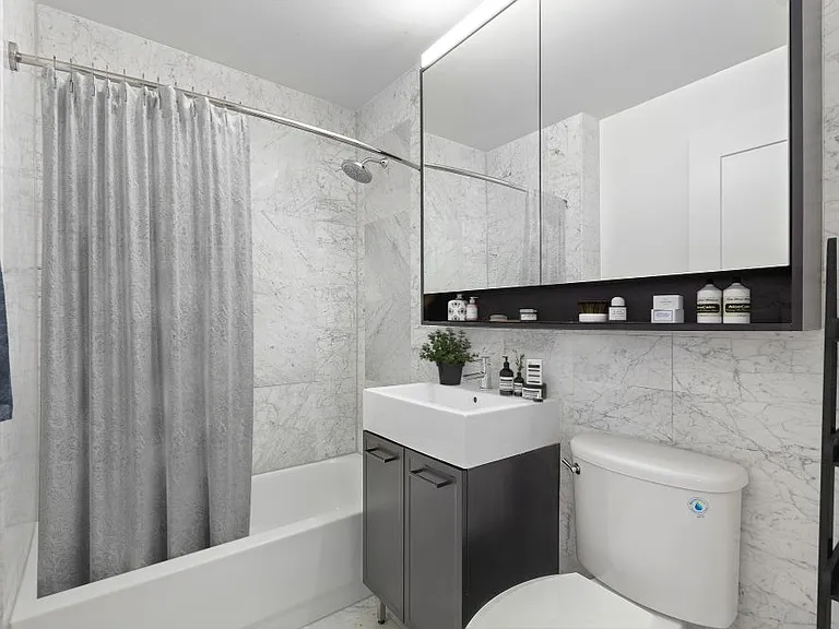 67 Wall St #15G — Photo 5