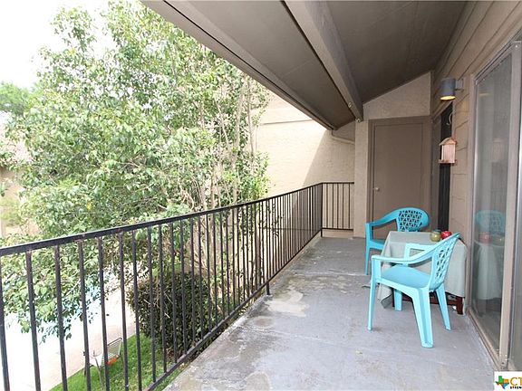 3rd image of 1202-604 Thorpe Ln