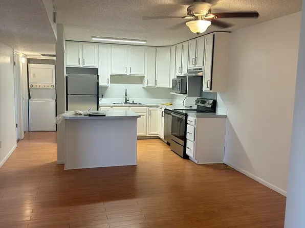 5122 Williams Fork Trl APT 10, Boulder, CO 80301