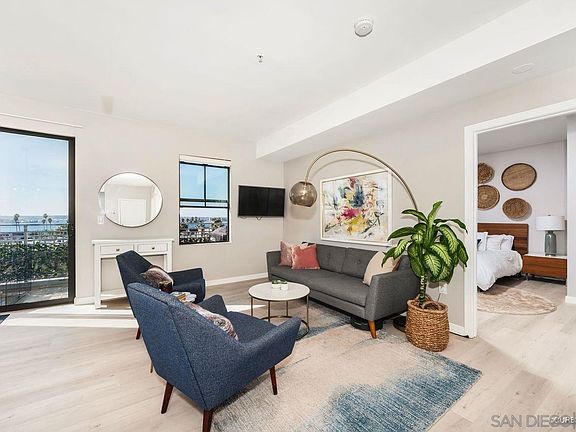 2nd image of 1750 Kettner Blvd Unit 418