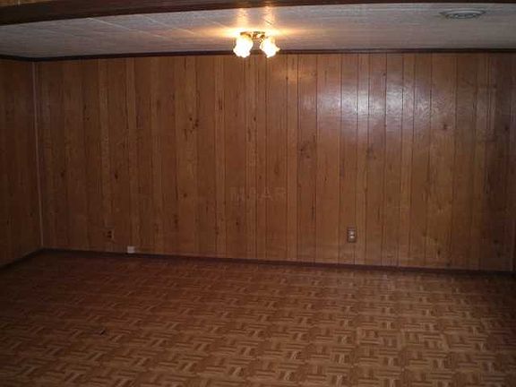4th image of 4137 Berrywood Ave
